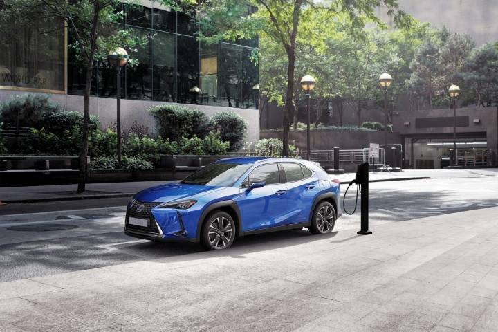 Lexus UX300e : Des batteries garanties 10 ans et  1 000 000 de kilomètres