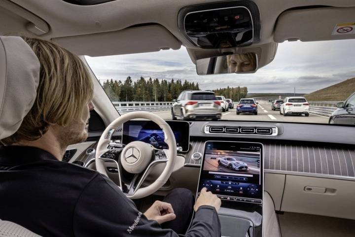 Mercedes homologue pour la première fois la conduite autonome de niveau 3