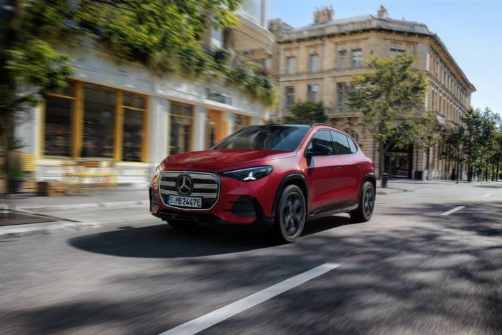 Mercedes GLA : une nouvelle génération plus technologique qui mise sur l’électrique et l’hybride