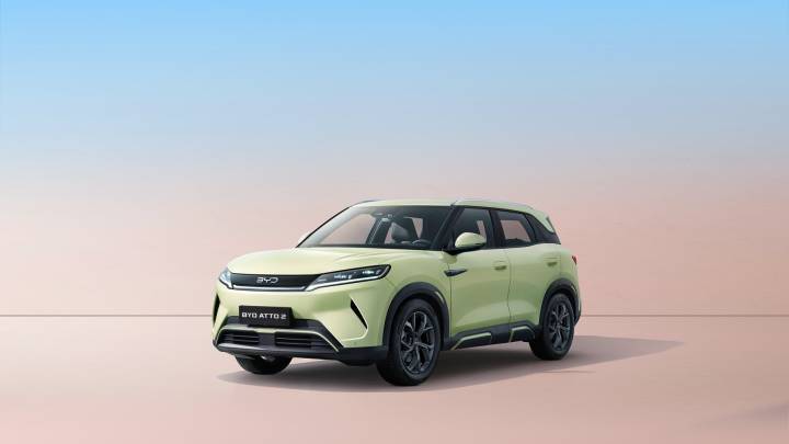 Après l'électrique, le BYD Atto 2 passe à l'hybride rechargeable et casse les prix !