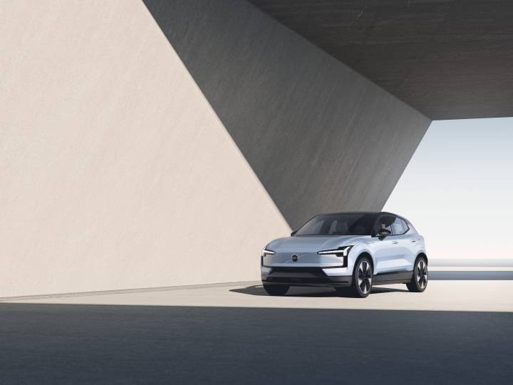 Volvo rappelle l’EX30 pour un risque de surchauffe des batteries