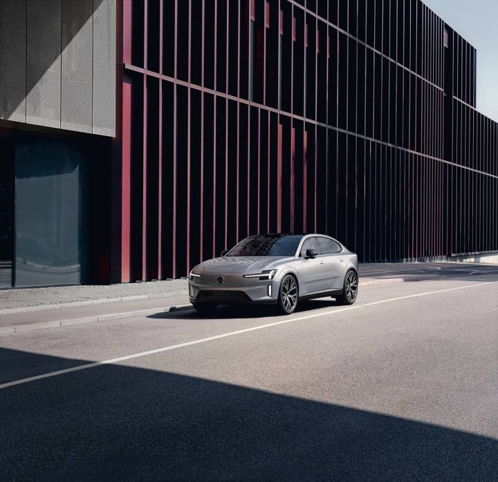 Nouvelle Volvo ES90 (2025) : découvrez en détail la grande berline électrique et ses 700 km d'autonomie