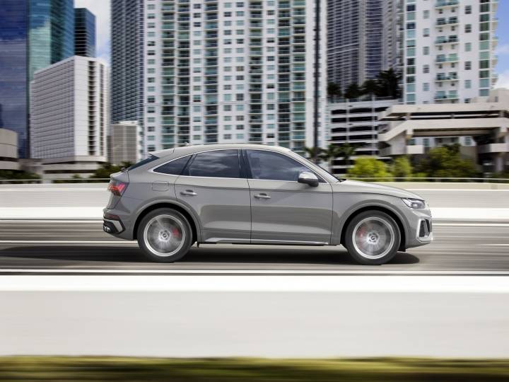 Le SQ5 Sportback se dévoile et ouvre ses commandes