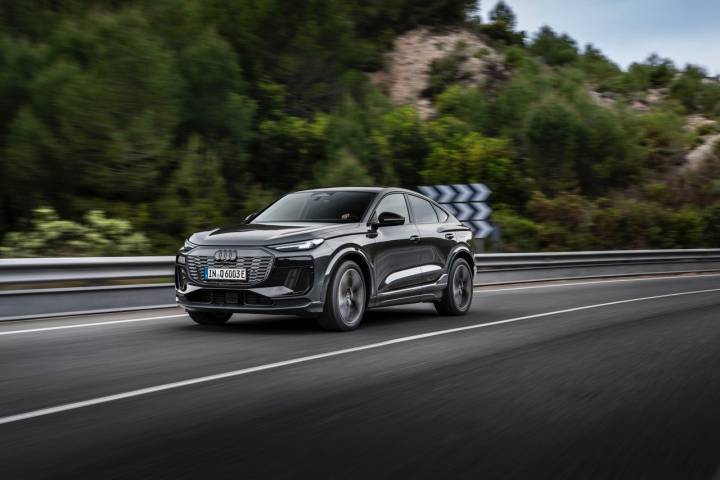 Audi Q6 e-tron Sportback 2024 : la sportivité inspirée par la légendaire Audi TT ?