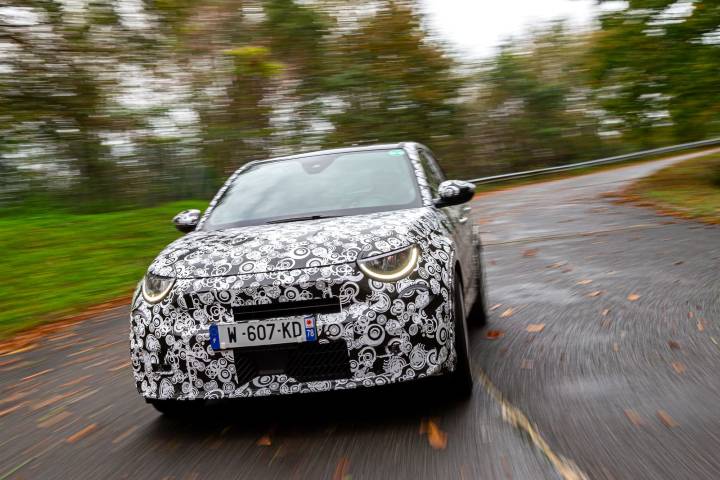 Abarth 600e : l'électrisante révolution du préparateur Italien!