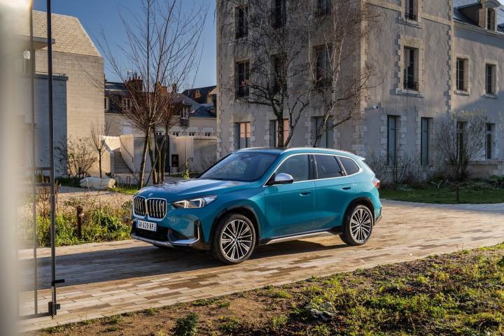 Futur BMW iX1 restylé (2026) : que sait-on déjà sur le SUV électrique allemand ?