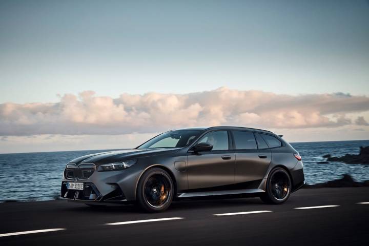 Après des années d'absence, la BMW M5 revient en break pour le plus grand plaisir des passionnés !