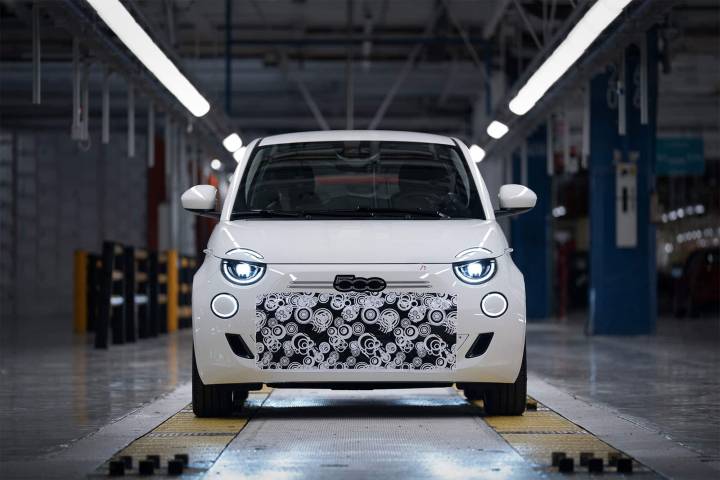 Fiat 500 Hybrid (2025) : le retour de l’emblématique citadine thermique se prépare