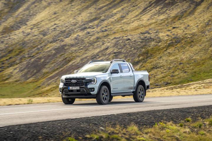 Ford électrifie son pick-up légendaire : le Ranger passe à l’hybride rechargeable !