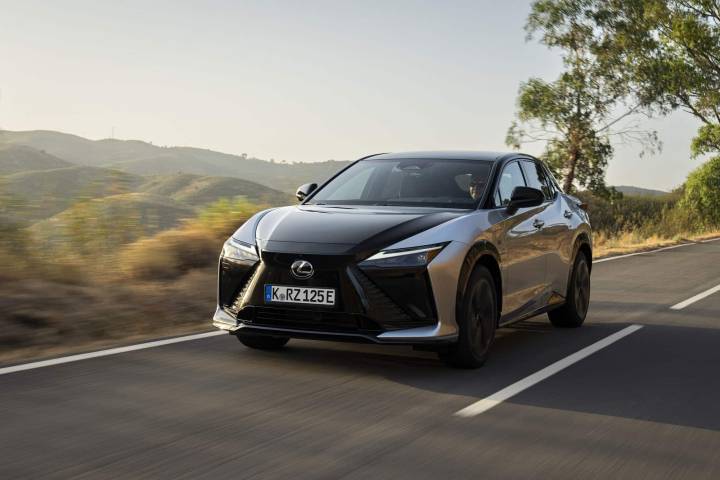 Lexus RZ : le SUV 100 % électrique commercialisé au même tarif que l’hybride