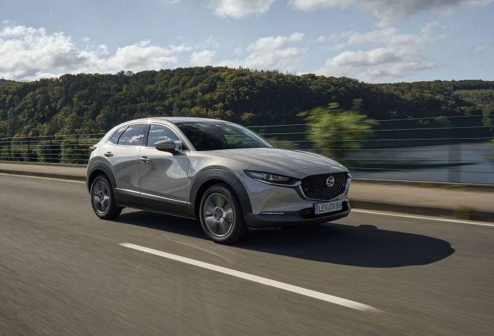 Avec le CX-30 2.5 e-Skyactiv G 140, Mazda reste fidèle aux gros moteurs : décision judicieuse ou pari risqué ?