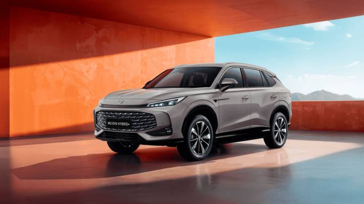 Le MG EHS arrive en version hybride simple, de quoi faire trembler le Dacia Bigster ?