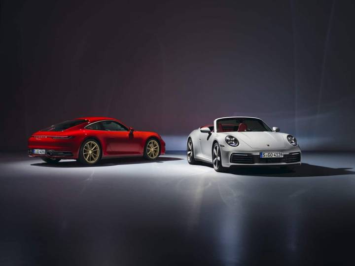 992 : en entrée de gamme, la nouvelle Porsche 911 Carrera arrive enfin !