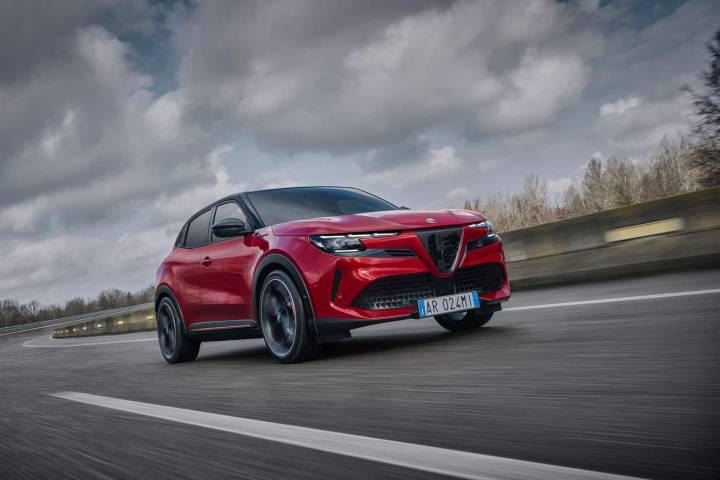 Leasing social 2025 : Alfa Romeo saura-t-il convaincre les automobilistes avec son offre à 199 euros par mois ?