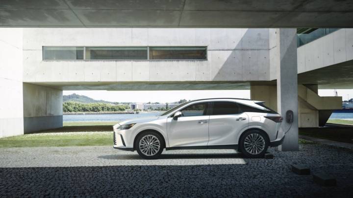 Lexus RX : retour pour une cinquième génération