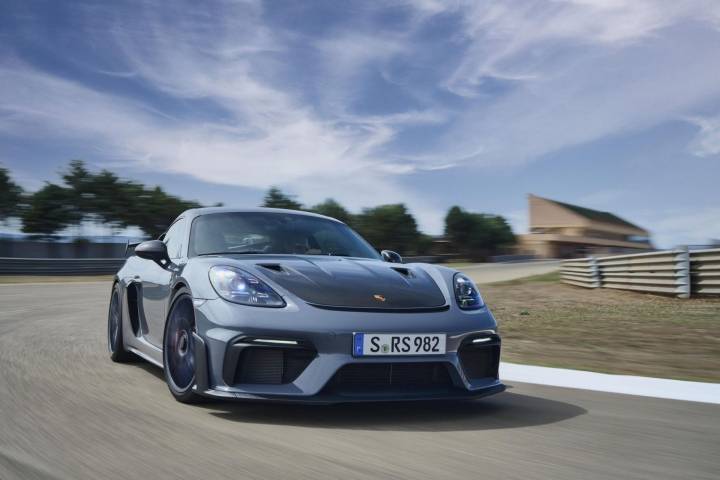 Porsche Cayman 718 GT4 RS : la plus grande rivale de la 911 GT3 ?