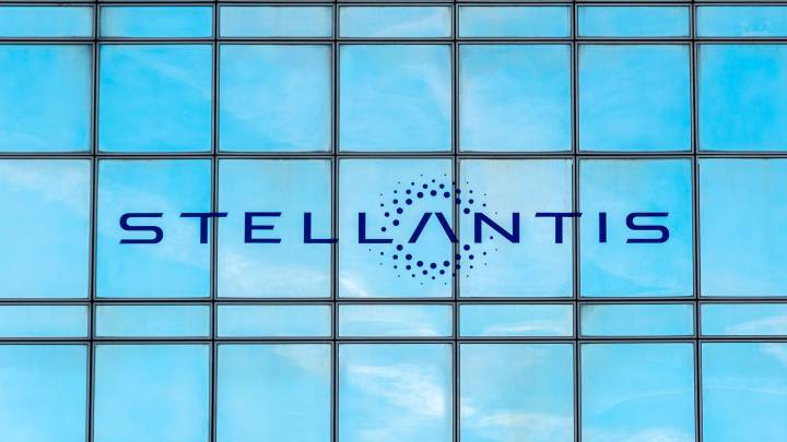 Stellantis redéfinit sa stratégie : une nouvelle hiérarchie claire entre ses 14 marques