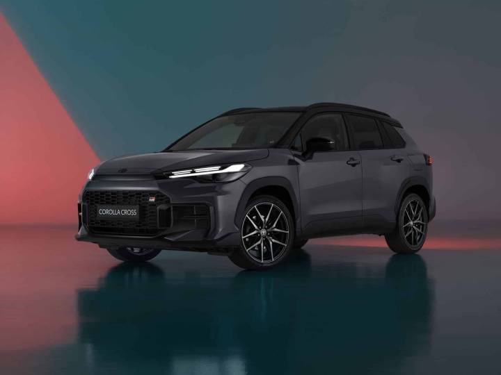 Le Toyota Corolla Cross s’offre un restylage de mi-carrière et une nouvelle finition, mais il n’est toujours pas disponible en France !