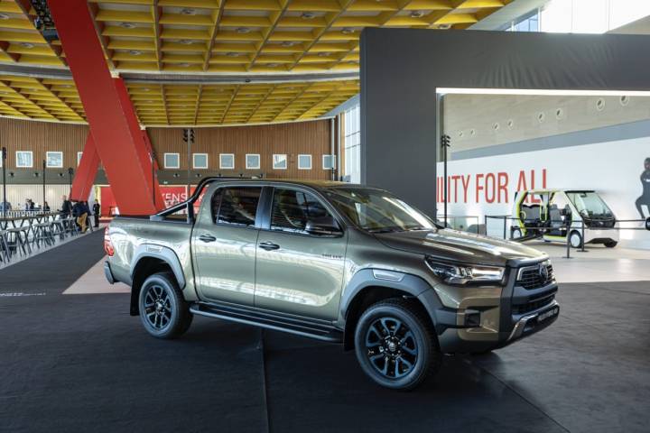 Le légendaire pick-up de Toyota devient hybride !