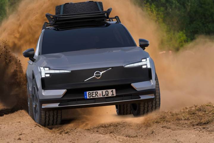 Volvo EX30 : une nouvelle version de 150 ch arrive pour rendre le SUV électrique plus accessible