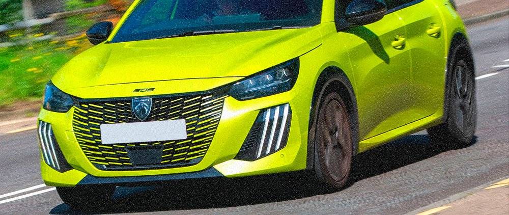 Présentation de la Peugeot 208 hybride